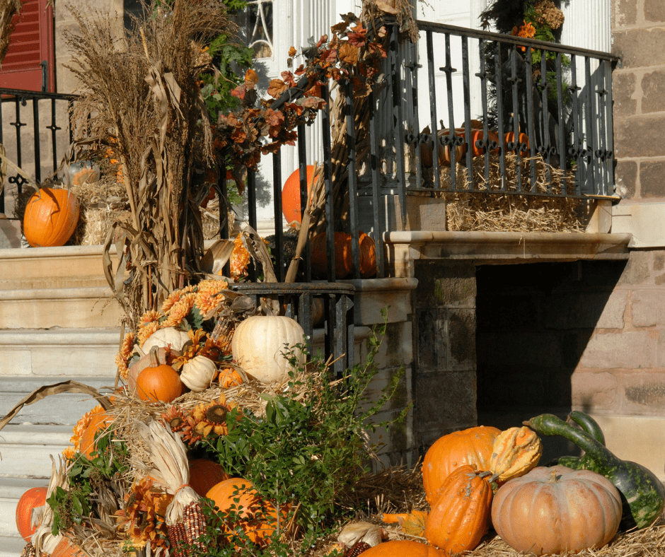Featured image for “Fall Staircase Decorating Ideas”